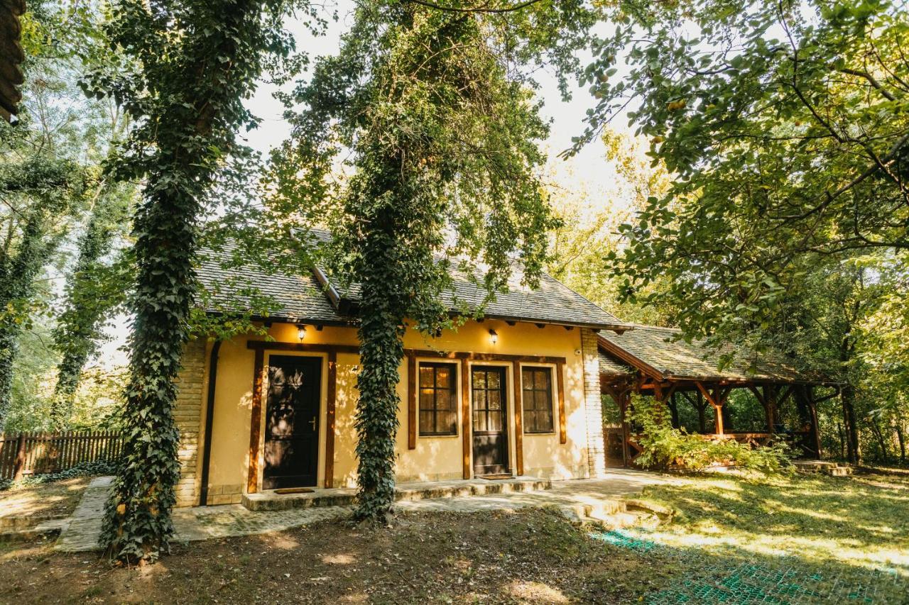 Forest House Palić Buitenkant foto