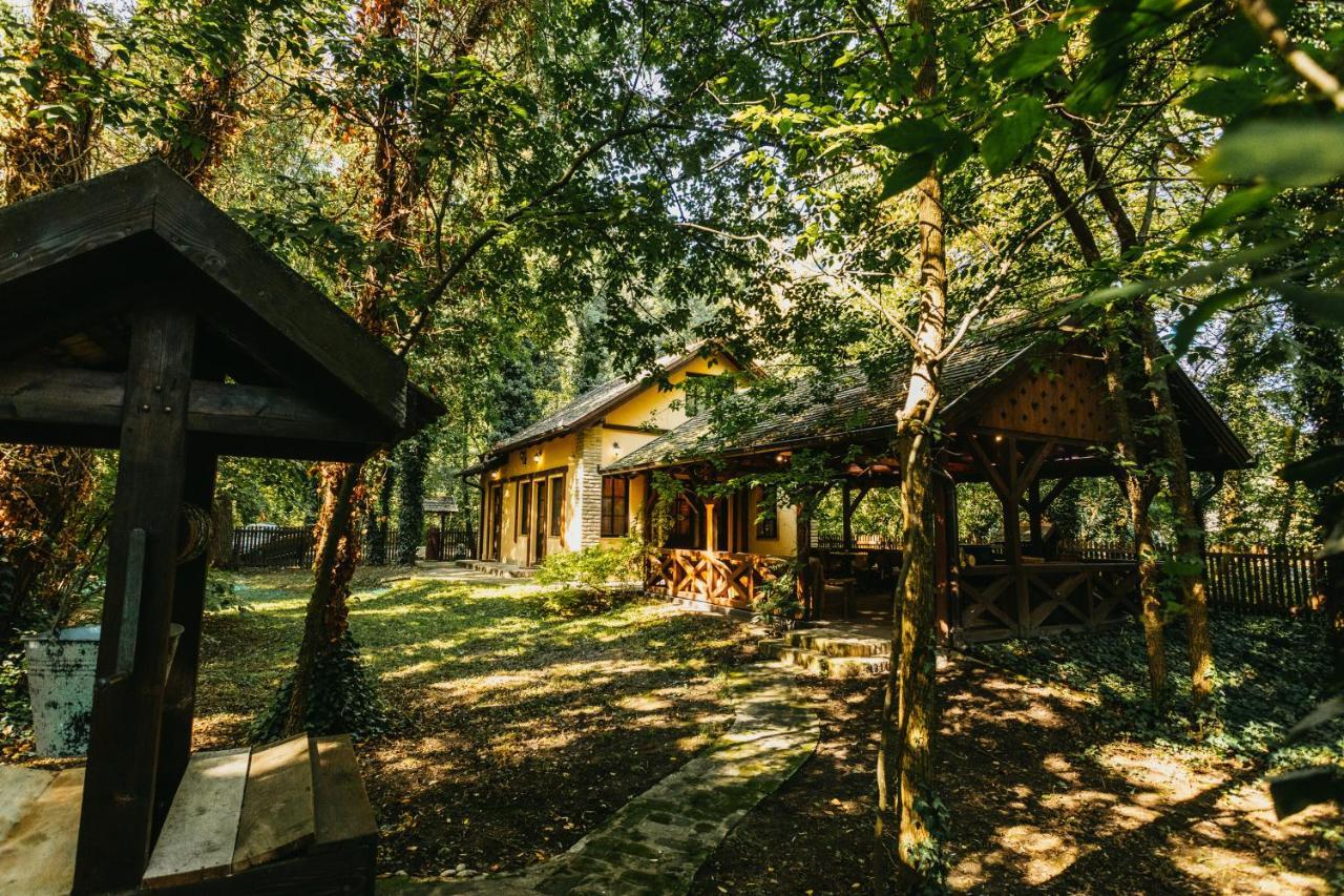Forest House Palić Buitenkant foto